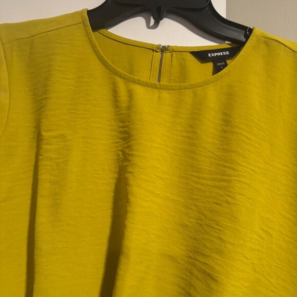 Express Women size large Mustard yellow Smocked Blouson Blouse - Picture 2 of 9